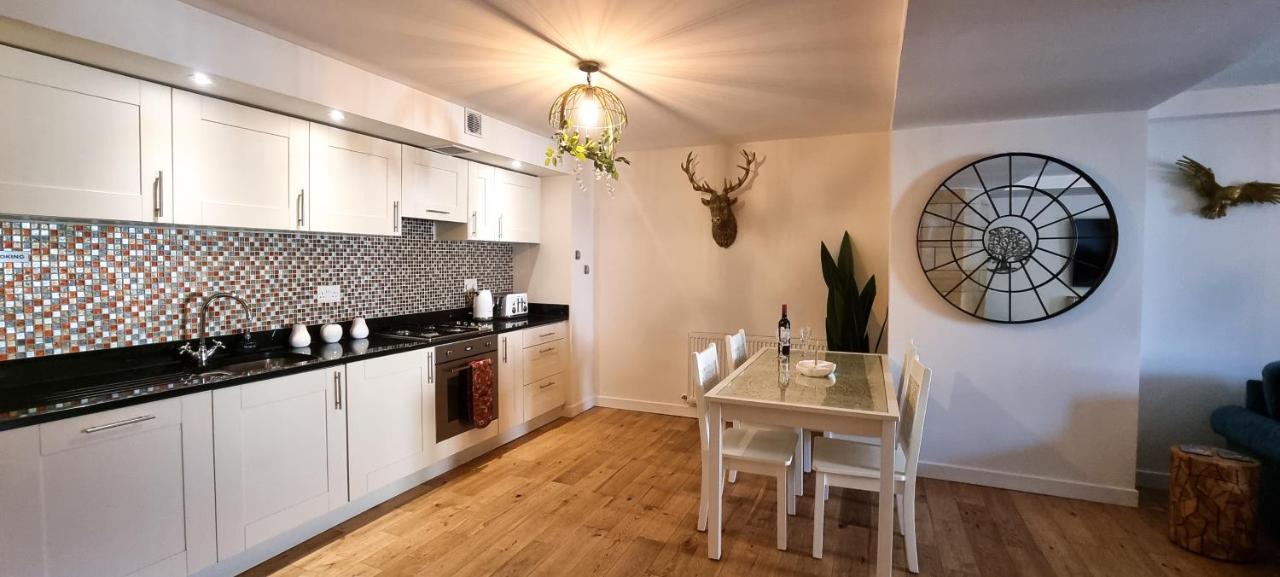 Loch Ness - Luxury Highland Retreat In Scotland Apartment Fort Augustus Bagian luar foto