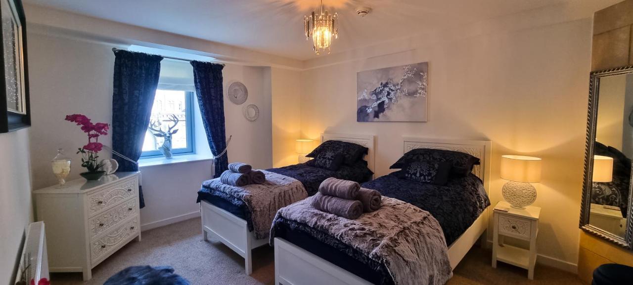 Loch Ness - Luxury Highland Retreat In Scotland Apartment Fort Augustus Bagian luar foto